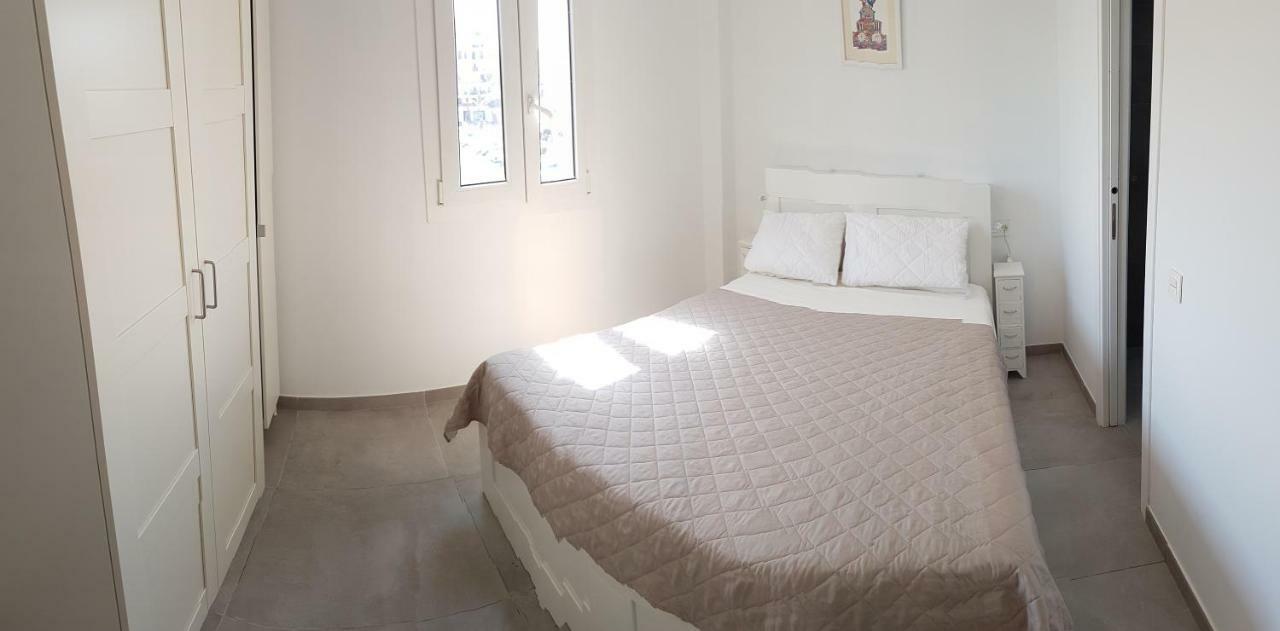 Duquesa Seafront Marina Apartment Manilva Luaran gambar